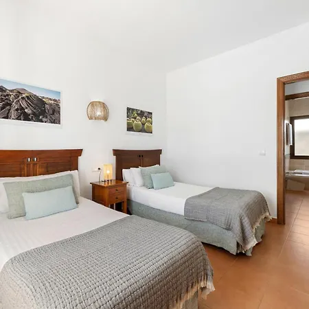 Dafne By Escapehome Villa